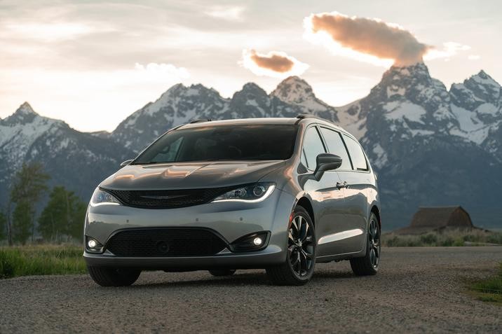 LOCATION D’UNE CHRYSLER PACIFICA 2019 CHEZ STE-FOY CHRYSLER