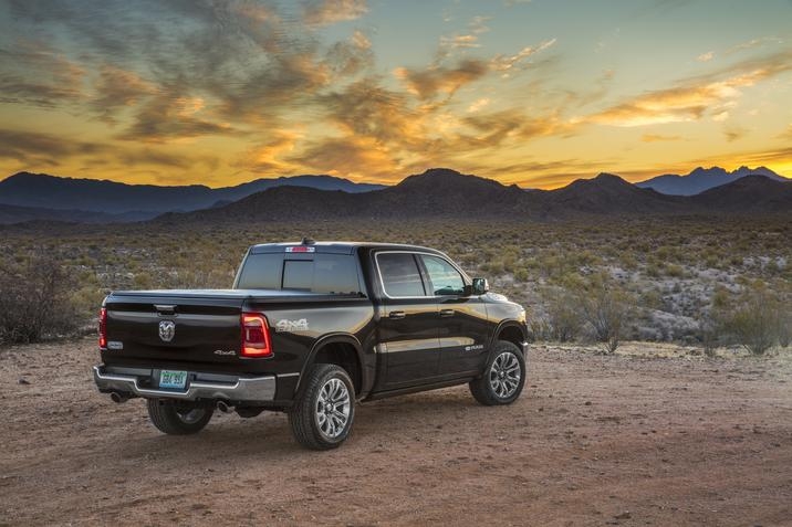 Vue arrière du RAM 1500 Laramie Longhorn 2021