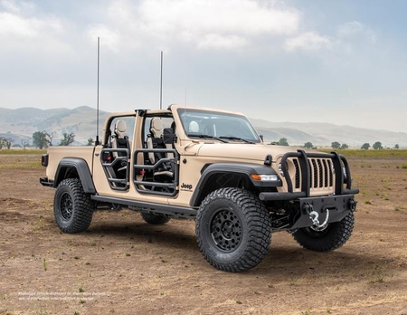 DÉCOUVREZ AVEC NOUS LA VERSION MILITAIRE DU JEEP GLADIATOR 2020