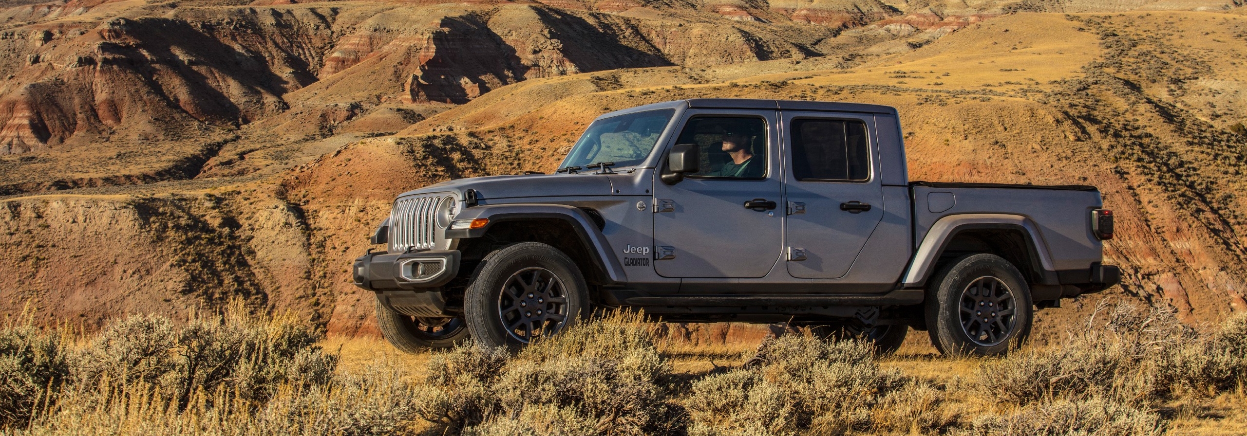 Jeep-Gladiator-Gladiateur-2020-a-quebec-1-hors