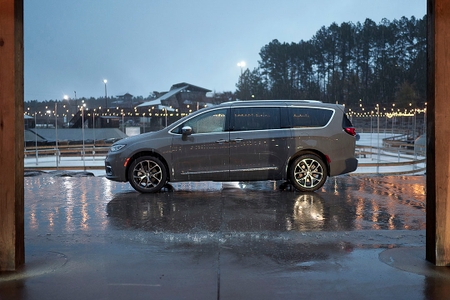 Chrysler Pacifica 2022 à venir à Québec!